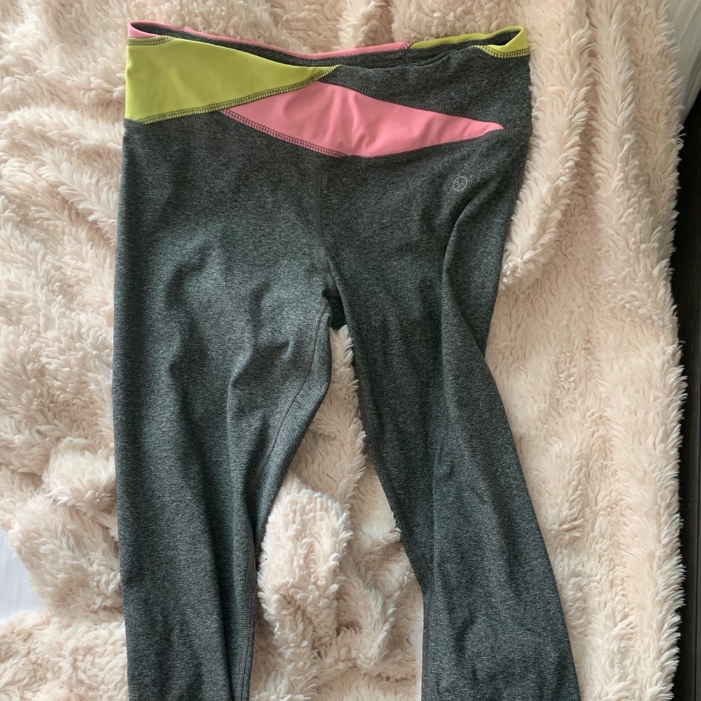 Athletics yoga pants